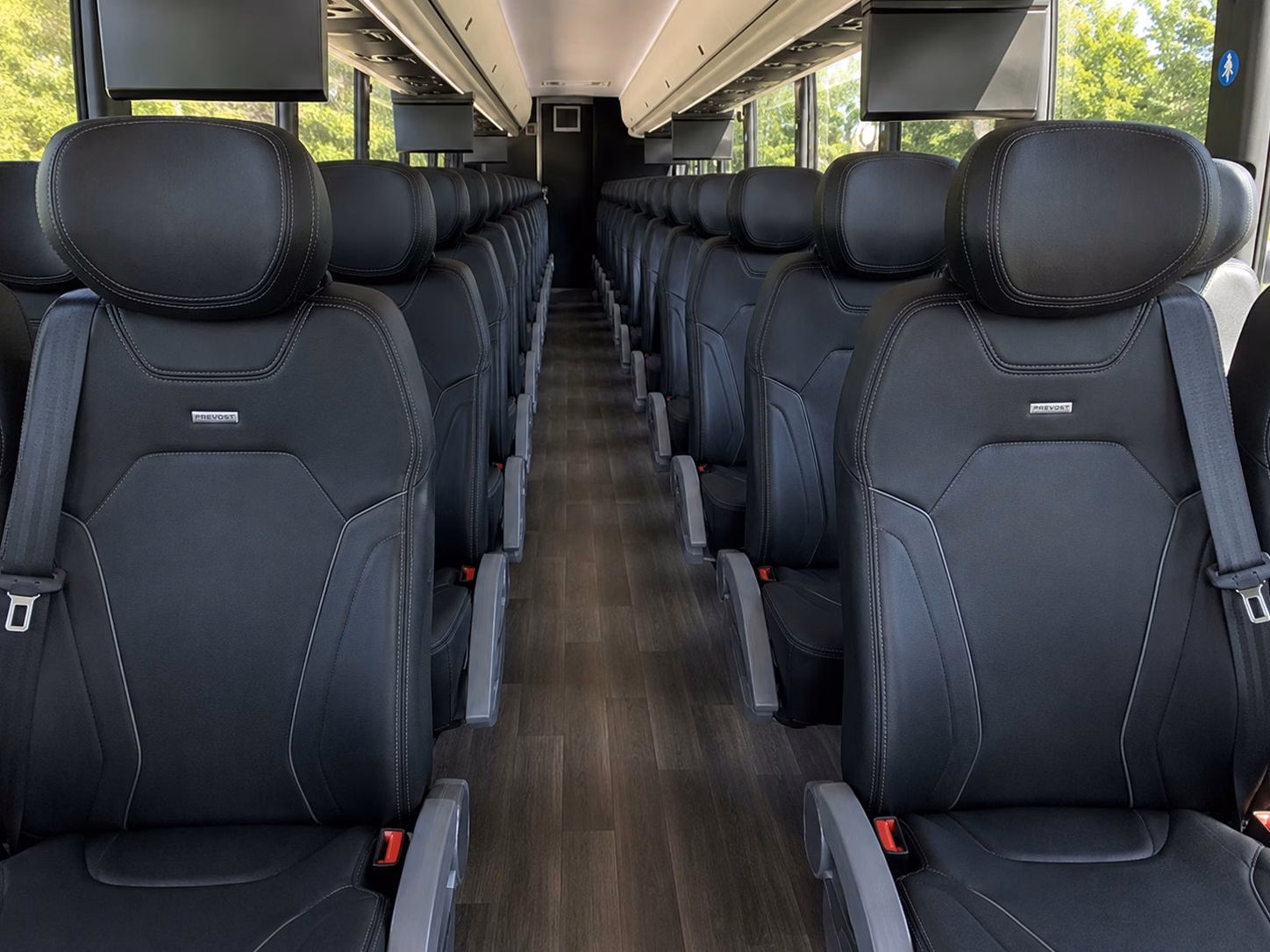 guest shuttle services from the staten island ferry to your wedding venue